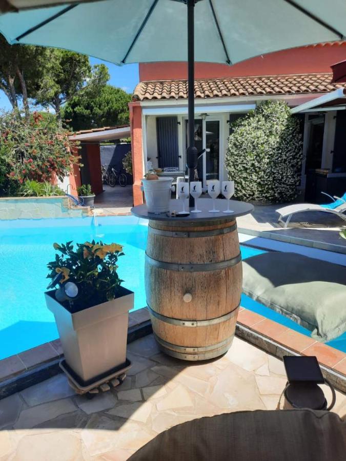 Hebergement Chambre D'Hotes Grau Du Roi Mas Des Marines Piscine Adult Only Le Grau-du-Roi Bagian luar foto